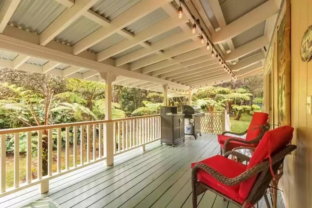 Hau'Oli Place Tiki Cottage In Volcano Eksteriør bilde